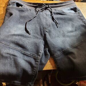 Brand new Men shorts Large Rivet 61 never wear